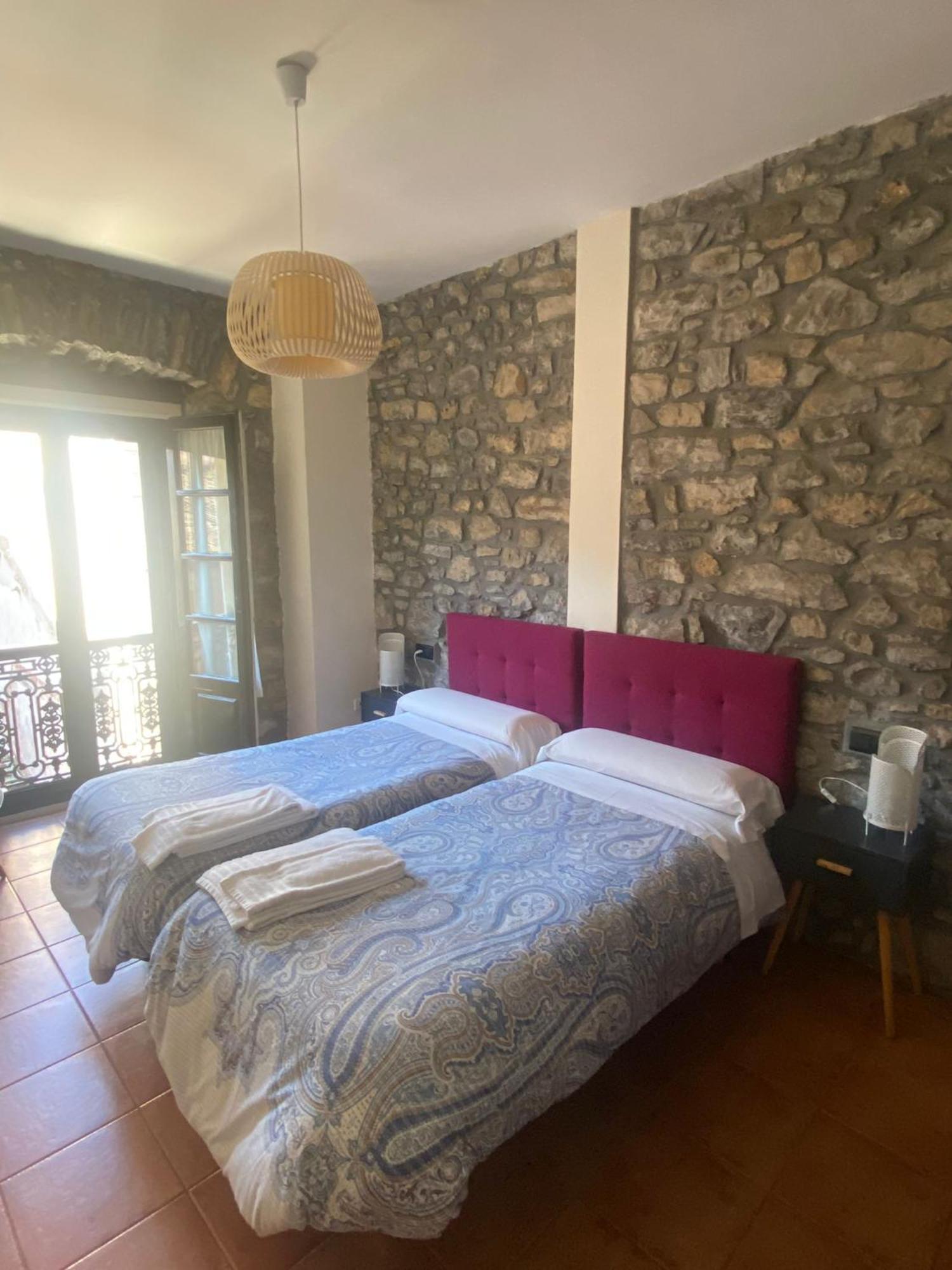 Apartamentos Hevia Villaviciosa  Extérieur photo